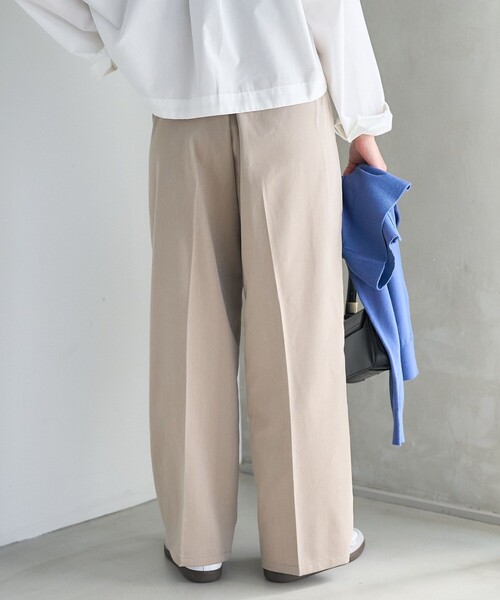 PUBLUX(パブリュクス)の「PUBLUX/パブリュクス タックワイドスラックスパンツ 限定展開(スラックス・レディース・ブラック/ベージュ/グレー・S/M)」の14枚目の写真