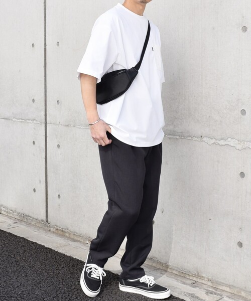 SHIPS any（シップス エニィ）の「【WEB限定】SHIPS any:〈撥水加工〉Teflon EcoElite(TM) ナイロンポケット Tシャツ◇（Tシャツ/カットソー・メンズ・ブラック/グレー/ホワイト/ライトグリーン/ホワイト系/ダークグレー/ケリーグリーン/チャコールグレー/グリーン・SMALL/MEDIUM/LARGE/X-LARGE）」の11枚目の写真