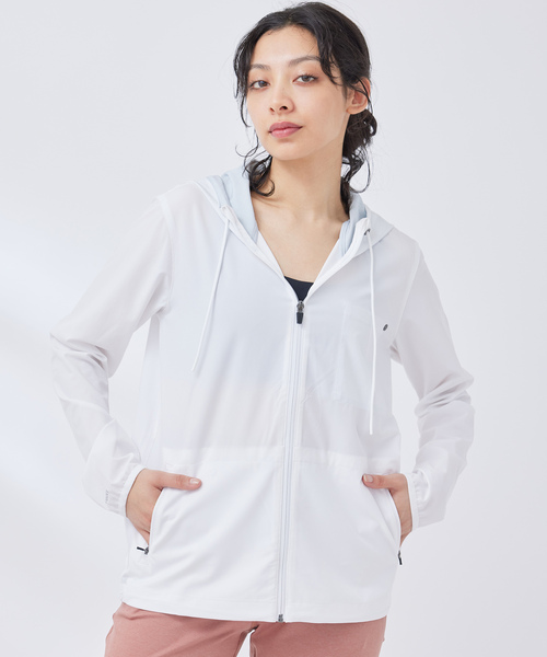 Vuori（ヴオリ）の「【VUORI 】Womwns Outdoor Trainer Shell フード付きジャケット（マウンテンパーカー・レディース・ブラック系その他/ライトグレー/ホワイト系その他・S）」の16枚目の写真