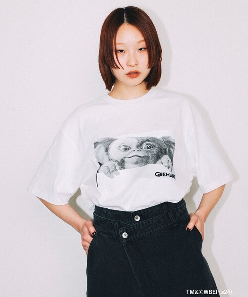 BEAMS T(ビームスティー)の「BEAMS / Gremlins Print T-Shirt(Tシャツ/カットソー・メンズ・ブラック/ホワイト・L/M/XL)」の2枚目の写真