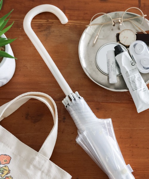 LAKOLE（ラコレ）の「ビニール長傘[60cm] / 102904（長傘・レディース・イエロー/アイボリー/カーキ/ブラック・FREE）」の2枚目の写真