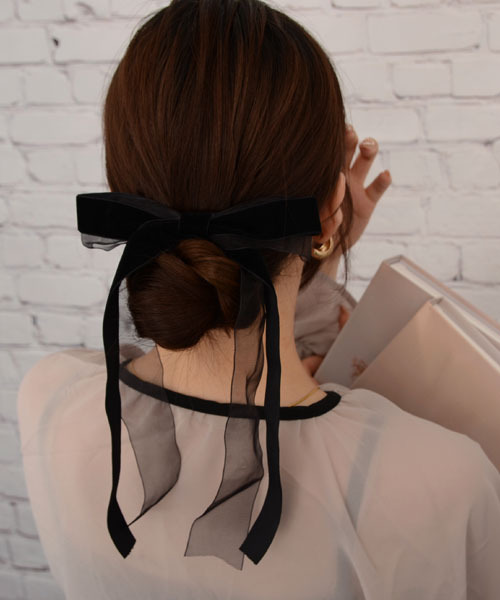 TONE SELECT GOODS（トーンセレクトグッズ）の「【float】シフォン ベロア ベルベット ブラック ロングリボン バレッタ（バレッタ/ヘアクリップ・レディース・ブラック・FREE）」の4枚目の写真