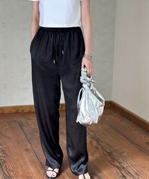 メタリックサテンストレートパンツ