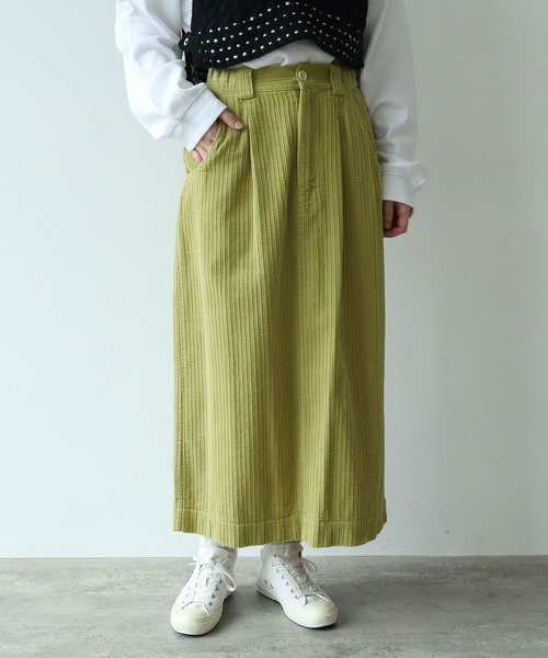 bulle de savon（ビュルデサボン）の「ランダムコール製品染めスカート