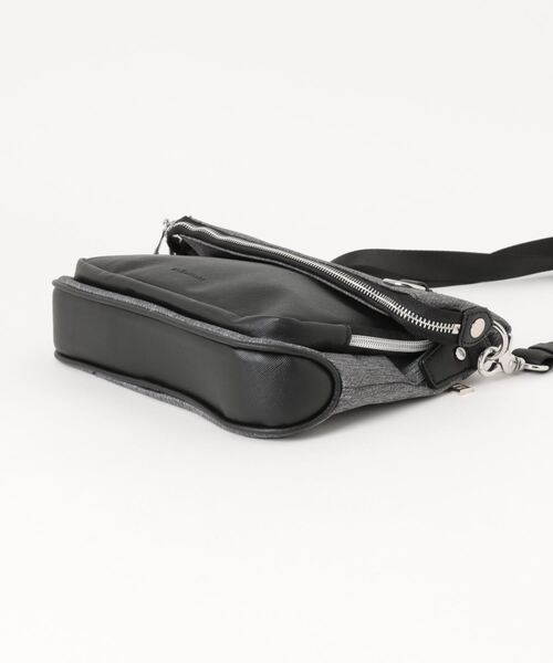 m.f.editorial(エムエフエディトリアル)の「m.f.エディトリアル メンズ ツイル配色 3WAYショルダーバッグ(ショルダーバッグ・メンズ・ブラック・FREE)」の4枚目の写真