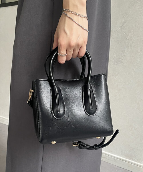 Thevon（ゼボン）の「合皮ミニトート（トートバッグ・レディース・ブラック/グレイッシュベージュ・FREE）」の4枚目の写真