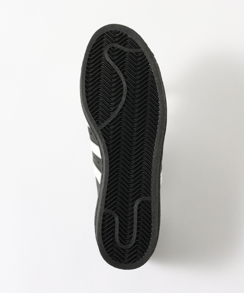 adidas Originals(アディダスオリジナルス)の「adidas originals(アディダス オリジナルス) SUPERSTAR 82 JI2026(スニーカー・メンズ・ブラック・26cm/26.5cm/27cm/27.5cm/28cm/28.5cm/29cm)」の7枚目の写真