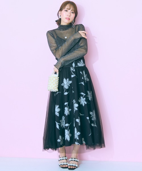 marun(マルン)の「<大きいサイズ> シアーラメインナー marun(Tシャツ/カットソー・レディース・ライトグレー系/ピンク/ブラック・4L/3L/LL/L/5L)」の7枚目の写真