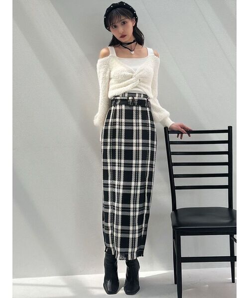 RESEXXY(リゼクシー)の「フリンジタイトスカート(スカート・レディース・ブラック/ホワイト/グリーン・FREE)」の5枚目の写真