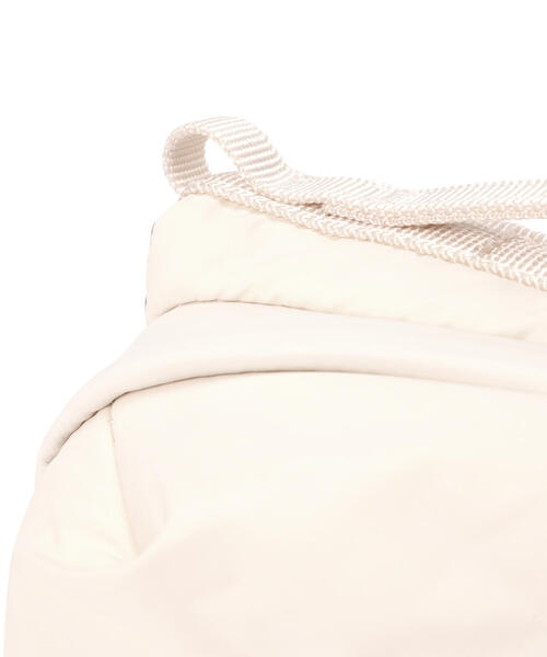 Topologie（トポロジー）の「Topologie/トポロジーBottle Sacoche Puffer ボトルサコッシュ【バッグ単体】（ショルダーバッグ・メンズ・ブラック/ホワイト系2/ベージュ・F）」の15枚目の写真