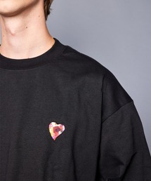 rehacer : Heavy Weigt Half Bottleneck L/S with Flower Heart