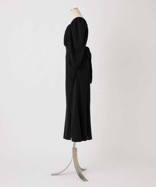 one after another NICE CLAUP(ワンアフターアナザーナイスクラップ)の「【WEB限定】バックリボン美シルエットワンピース(ワンピース・レディース・ボルドー/ダークブラウン/ブラック・FREE)」の4枚目の写真