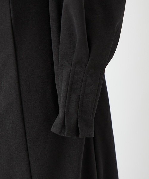 one after another NICE CLAUP(ワンアフターアナザーナイスクラップ)の「【WEB限定】バックリボン美シルエットワンピース(ワンピース・レディース・ボルドー/ダークブラウン/ブラック・FREE)」の8枚目の写真