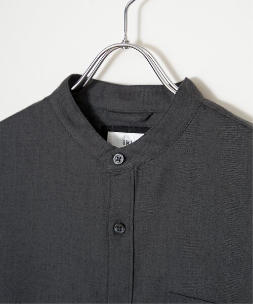 ikka（イッカ）の「イージーケアフランネルバンドカラーシャツ（シャツ/ブラウス・メンズ・チャコールグレー/ホワイト/ブラック/ネイビー・M/L/XL/S）」の15枚目の写真