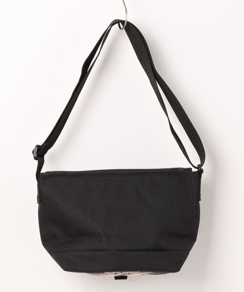 Manhattan Portage(マンハッタンポーテージ)の「Nylon Messenger Bag JR Flap Zipper Pocket Vinyl Lining Lauren Martin(メッセンジャーバッグ・メンズ・ブラック・SMALL)」の19枚目の写真