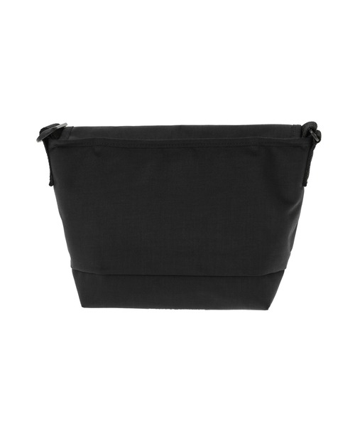Manhattan Portage(マンハッタンポーテージ)の「Nylon Messenger Bag JR Flap Zipper Pocket Vinyl Lining Lauren Martin(メッセンジャーバッグ・メンズ・ブラック・SMALL)」の5枚目の写真