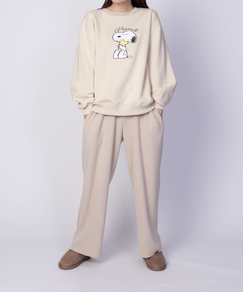 PEANUTS(ピーナッツ)の「PEANUTS スヌーピー さがら刺繍 ルーズシルエットトレーナー(スウェット・レディース・ベージュ/ブラック/クリーム/杢グレー・フリー)」の11枚目の写真