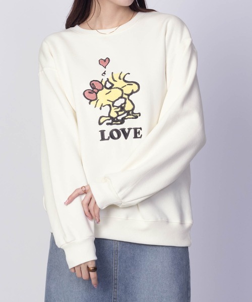 PEANUTS(ピーナッツ)の「PEANUTS スヌーピー さがら刺繍 ルーズシルエットトレーナー(スウェット・レディース・ベージュ/ブラック/クリーム/杢グレー・フリー)」の6枚目の写真