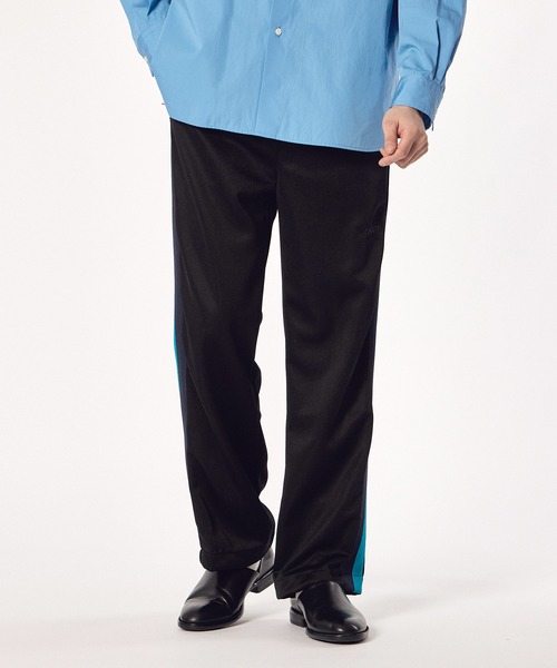 LANVIN en Bleu（ランバンオンブルー）の「【LANVIN en Bleu ESSENTIAL】LOMBARDS / ”エッセンシャル” トラックパンツ（その他パンツ・メンズ・ブラック/アイボリー・X-LARGE/LARGE/MEDIUM/SMALL）」の18枚目の写真