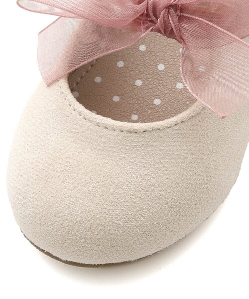 apres les cours（アプレレクール）の「リボンストラップパンプス（パンプス・キッズ・アイボリー/シルバー・16/15 /14/20/19/18/17）」の22枚目の写真