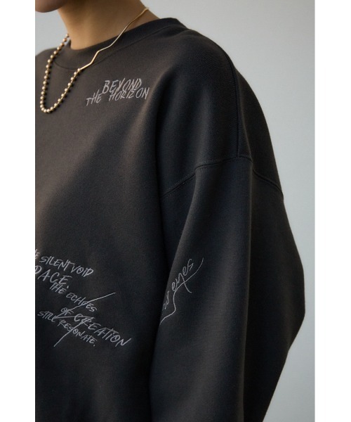 AZUL by moussy(アズールバイマウジー)の「ランダムロゴウラケトップス(スウェット・レディース・オフホワイト/チャコールグレー・FREE)」の10枚目の写真