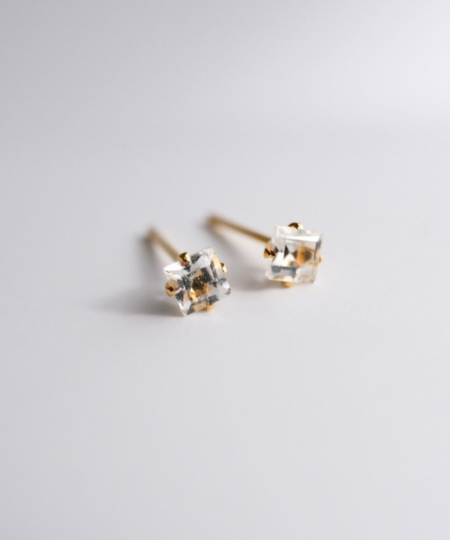 CERCA(チェルカ)の「SARINOHANA/天然石スクエアピアス/サージカルステンレス(ピアス(両耳用)・レディース・B/C/D/E/A・FREE)」の3枚目の写真