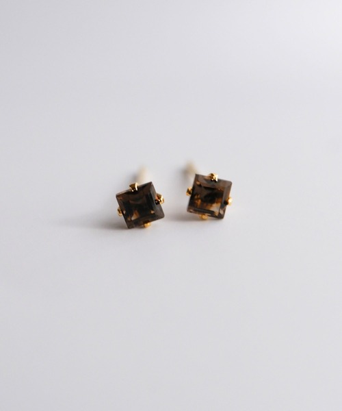 CERCA(チェルカ)の「SARINOHANA/天然石スクエアピアス/サージカルステンレス(ピアス(両耳用)・レディース・B/C/D/E/A・FREE)」の4枚目の写真