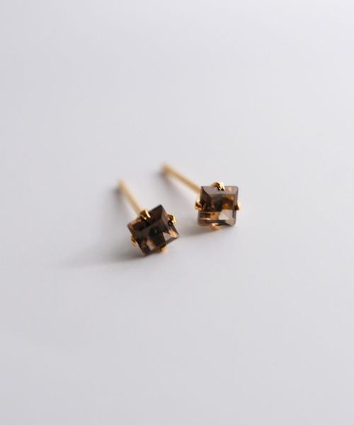 CERCA(チェルカ)の「SARINOHANA/天然石スクエアピアス/サージカルステンレス(ピアス(両耳用)・レディース・B/C/D/E/A・FREE)」の7枚目の写真