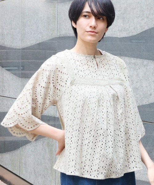 チチカカ（チチカカ）の「Shanti Shanti リカーモ2WAYプルオーバー【WEB限定】（シャツ/ブラウス・レディース・ブルー/チャコールグレー/オリーブ・FREE）」の3枚目の写真