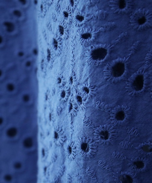 チチカカ（チチカカ）の「Shanti Shanti リカーモ2WAYプルオーバー【WEB限定】（シャツ/ブラウス・レディース・ブルー/チャコールグレー/オリーブ・FREE）」の17枚目の写真