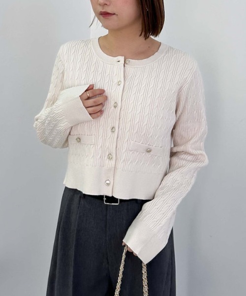 archives（アルシーヴ）の「細ケーブルニットカーディガン（ニット/セーター・レディース・アイボリー/ブルー/ピンク/ネイビー・MEDIUM）」の2枚目の写真