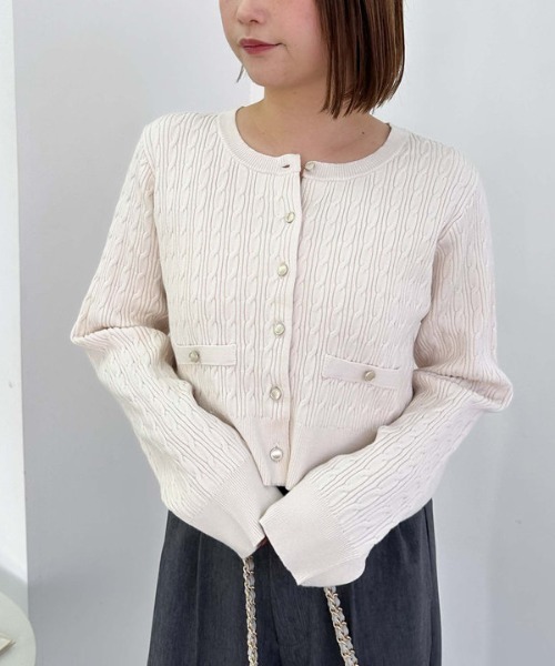archives（アルシーヴ）の「細ケーブルニットカーディガン（ニット/セーター・レディース・アイボリー/ブルー/ピンク/ネイビー・MEDIUM）」の13枚目の写真