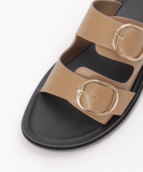 ikka（イッカ）の「ダブルバックル付きベルトサンダル（サンダル・レディース・ブラック/オートミール・M/L）」の6枚目の写真