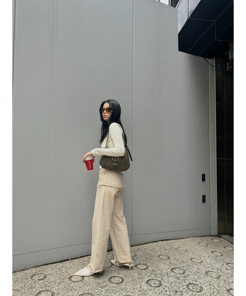 MOUSSY(マウジー)の「【セットアップ対応】LAYERED WIDE STRAIGHT(デニムパンツ・レディース・ブルー/キナリ・0/1/2)」の5枚目の写真