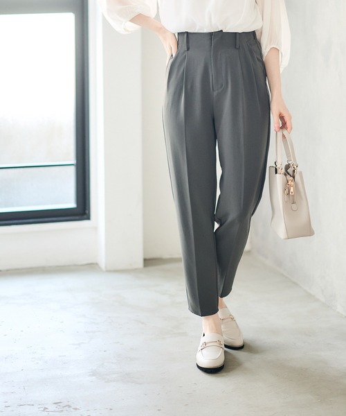 12Twelve Agenda(トゥエルブ アジェンダ)の「ウォッシャブルテーパードパンツ(その他パンツ・レディース・アイボリー/グレイッシュベージュ/チャコールグレー・S/M)」の18枚目の写真