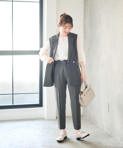 12Twelve Agenda(トゥエルブ アジェンダ)の「ウォッシャブルテーパードパンツ(その他パンツ・レディース・アイボリー/グレイッシュベージュ/チャコールグレー・S/M)」の21枚目の写真