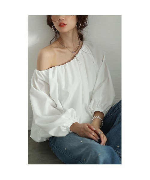 Sawa a la mode(サワアラモード)の「ブロードオフショルバルーンブラウス(シャツ/ブラウス・レディース・オフホワイト/ブラック/ピンク・FREE)」の7枚目の写真