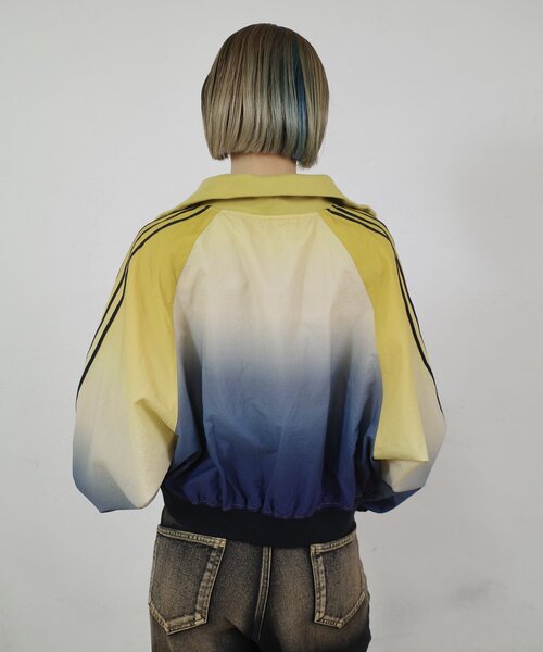 WHO'S WHO gallery（フーズフーギャラリー）の「【SLOPPY/スロッピー】Sロゴグラデーションナイロントラックジャケット（ナイロンジャケット・レディース・ブラック/イエロー・FREE）」の6枚目の写真