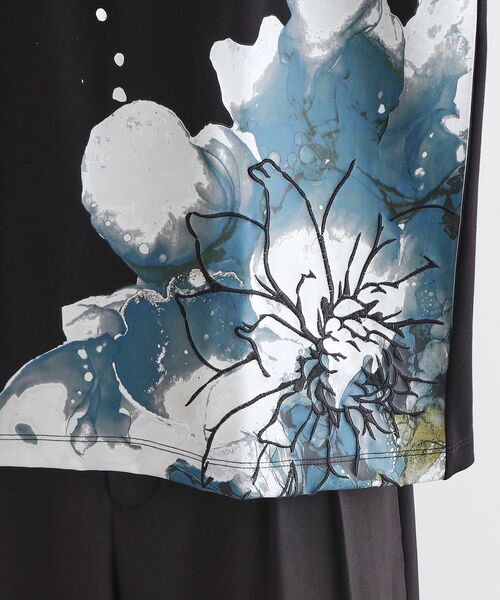 tk.TAKEO KIKUCHI（ティーケータケオキクチ）の「バブルアートフラワーTシャツ（Tシャツ/カットソー・メンズ・ホワイト/ネイビー/ブラック・03/02）」の6枚目の写真