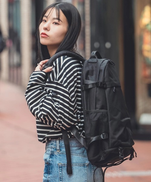 KiU（キウ）の「KiU/キウ　600D BACKPACK（バックパック/リュック・メンズ・ダークグリーン/その他2/ブラック/オリーブ/ネイビー・FREE）」の15枚目の写真