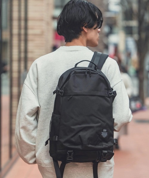 KiU（キウ）の「KiU/キウ　600D BACKPACK（バックパック/リュック・メンズ・ダークグリーン/その他2/ブラック/オリーブ/ネイビー・FREE）」の16枚目の写真