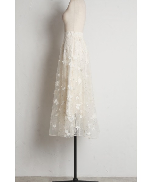 tocco closet（トッコ　クローゼット）の「ビジュー×パピヨンモチーフチュールフレアスカート（スカート・レディース・グレイッシュブルー/アイボリー・M）」の21枚目の写真