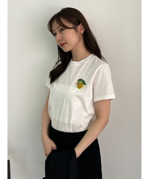 VALENTINOのTシャツ♪ ★ エンブロイダリーTシャツ★ valentino 24ss フラワーエンブロイダリーtシャツ