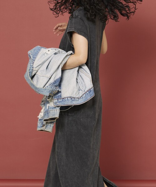 Freada(フリーダ)の「Freada/フリーダ ケミカルウォッシュ カットワンピース(ワンピース・レディース・ライトピンク/チャコールグレー/ワインレッド・MEDIUM/SMALL)」の10枚目の写真