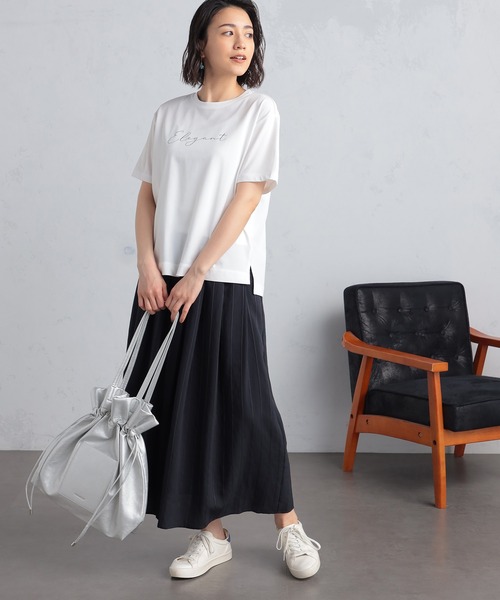 GALLORIA（ギャローリア）の「箔ロゴプリントプルオーバー（Tシャツ/カットソー・レディース・ブラック/ホワイト・S/M/L/LL）」の6枚目の写真