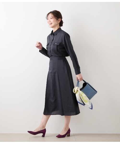 NEWYORKER（ニューヨーカー）の「ポリエステルラミーローン タックAラインスカート（スカート・レディース・キャメル/ネイビー・11号/9号）」の16枚目の写真