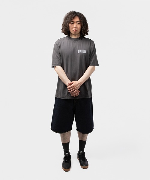 UNION(UNION TOKYO)(ユニオン)の「UNION TOKYO EMBLEM TEE ユニオントーキョー(Tシャツ/カットソー・メンズ・ブラック/ホワイト系その他・SMALL/MEDIUM/LARGE/X-LARGE/XX-LARGE)」の9枚目の写真