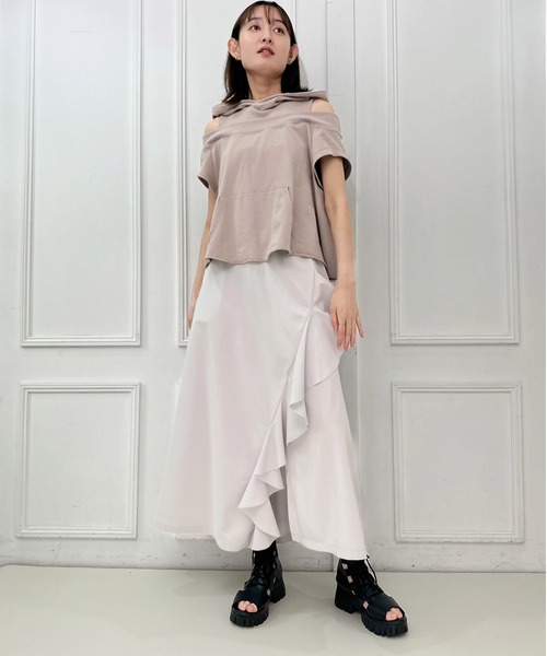 AVIE(アビィ)の「スリットデザインフーディプルオーバー(パーカー・レディース・トップグレー/モカ/ブラック・38)」の21枚目の写真