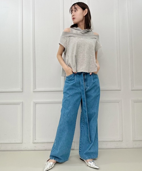 AVIE(アビィ)の「スリットデザインフーディプルオーバー(パーカー・レディース・トップグレー/モカ/ブラック・38)」の18枚目の写真