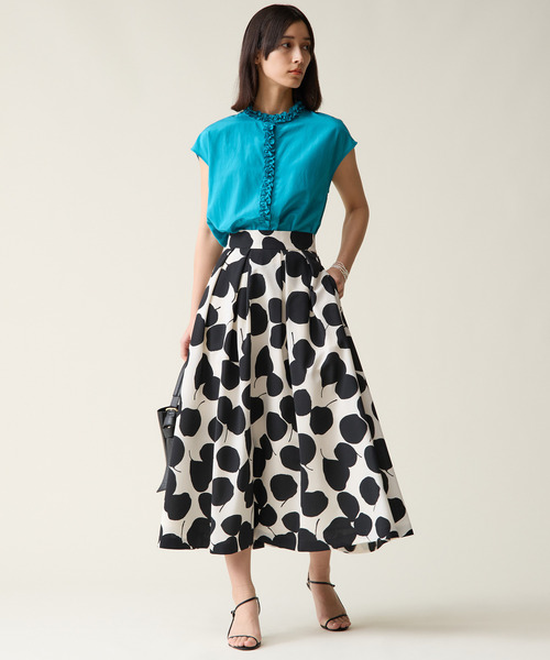 Tiara（ティアラ）の「ハイネックフリルブラウス（シャツ/ブラウス・レディース・ターコイズブルー/ブラック/ブラウン・FREE）」の7枚目の写真